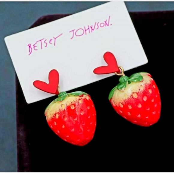 Realistic strawberry heart earrings with silver post for sensitive ears BOGO - Picture 10 of 13